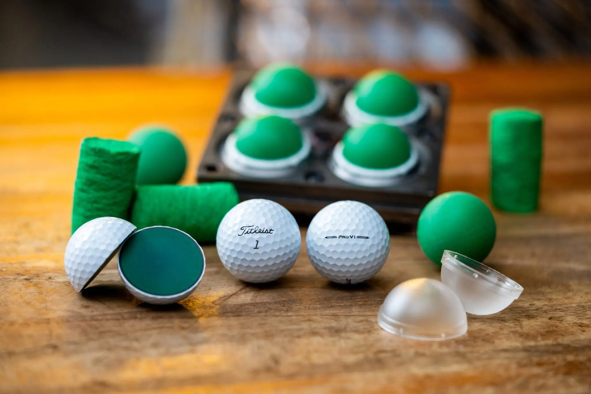 2023 Titleist Pro V1 and V1x